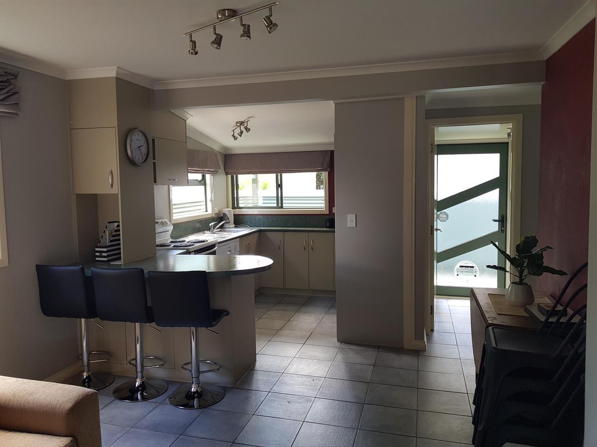 Central Taupo Townhouse المظهر الخارجي الصورة